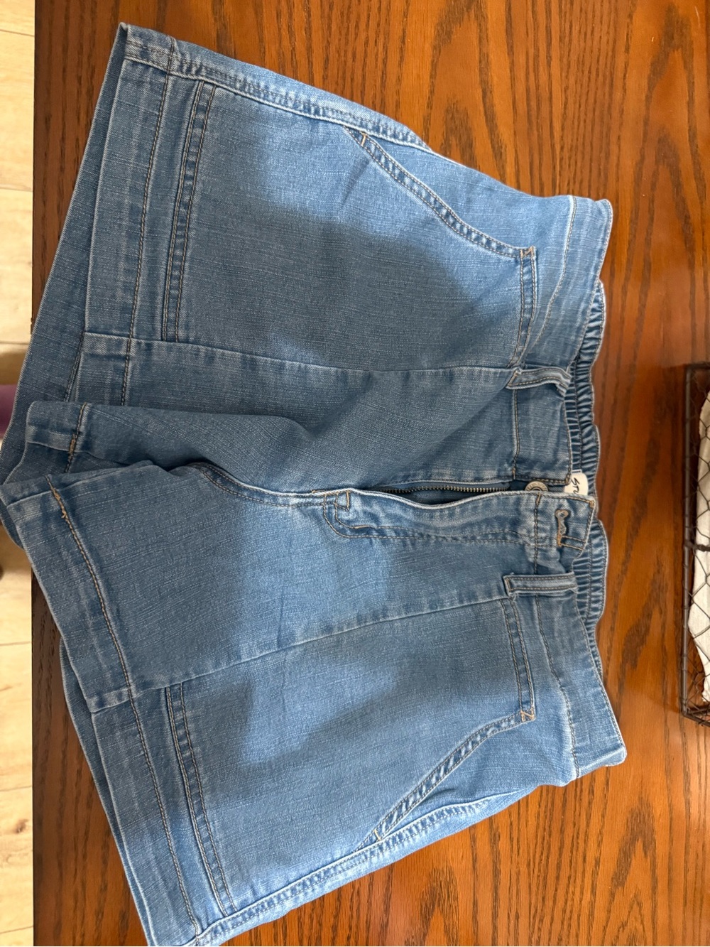 Studio Blu Light Wash Denim Shorts with Pink Accent